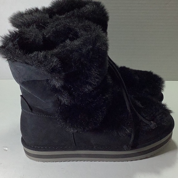 - Remii Womens Faux Suede Fuzzy Winter & Snow Boots. Note: No Box - Picture 5 of 8